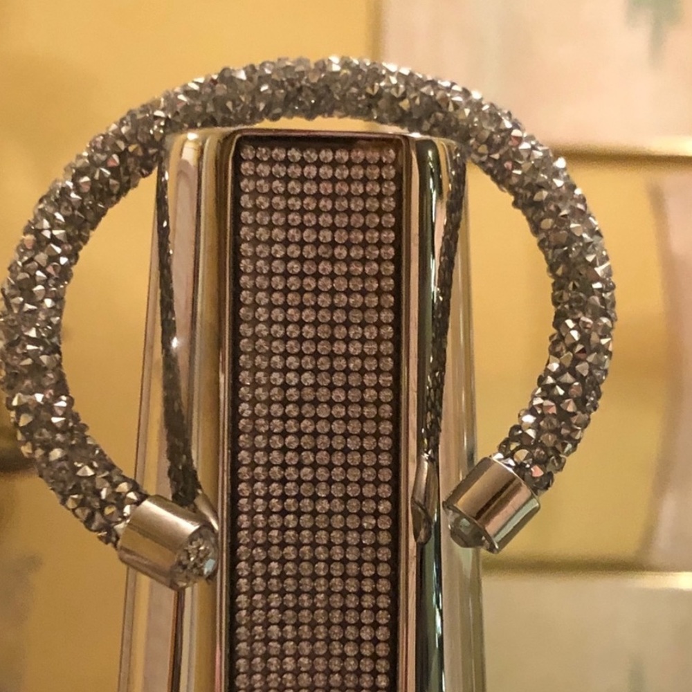 NWOT Stardust Look-A-Like Bracelet in Silver
